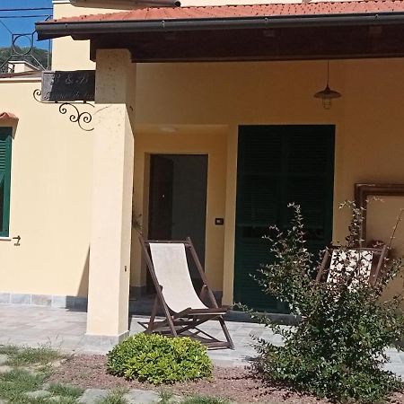 I Campi Di Lino Bed & Breakfast Финале Лигуре Екстериор снимка